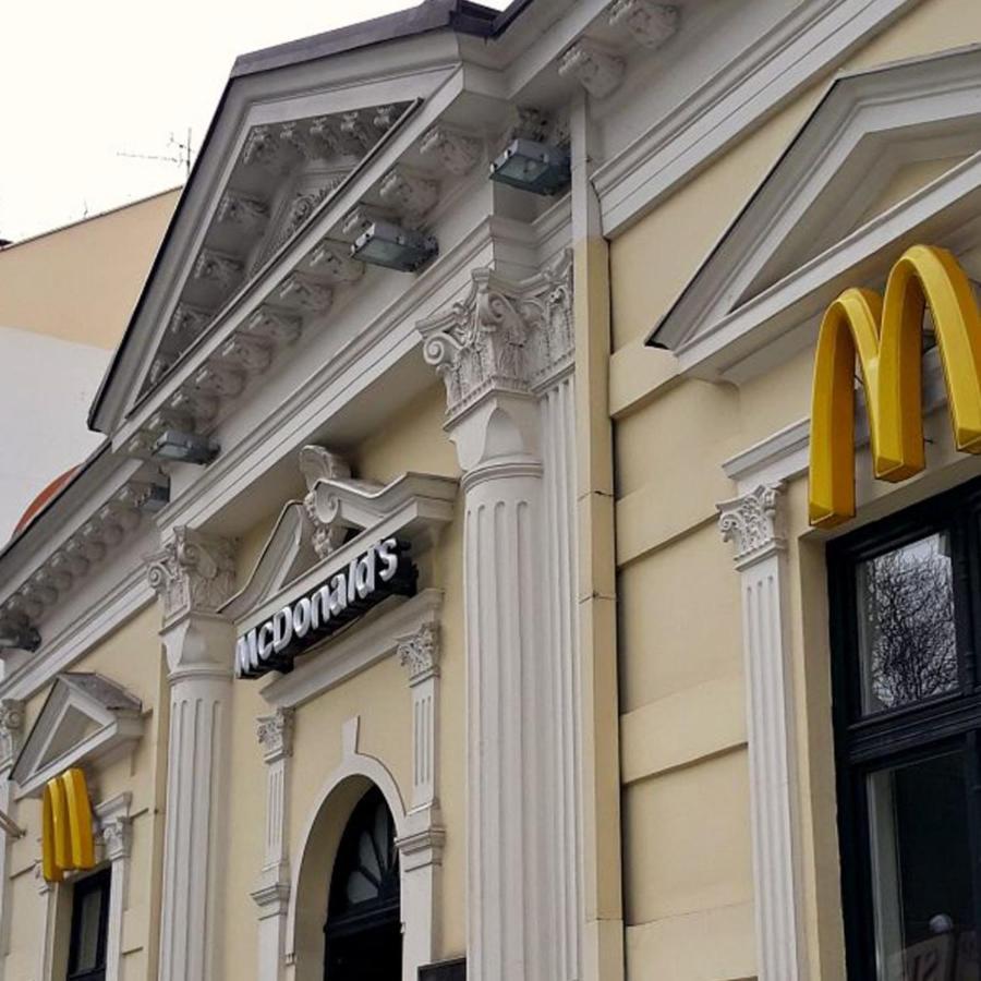 Slavija Mcd Apartment Belgrado Esterno foto